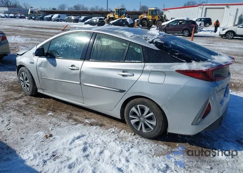 2018 Toyota Prius Prime Premium z USA, uszkodzony, nr VIN JTDKARFP3J3079615